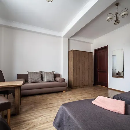 Hotel Kryva Lypa Lviv