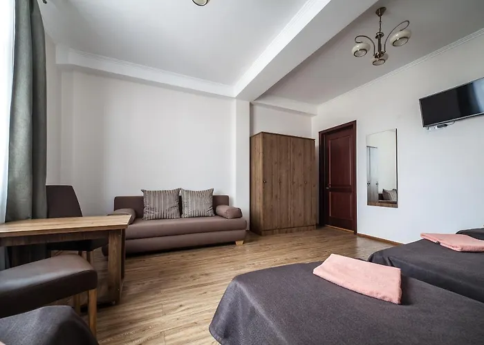 Hotel Kryva Lypa Lviv